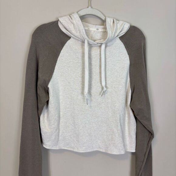 Tasc White with Light Brown Sleeves Hooded Pullover Sweatshirt Size Medium - Picture 3 of 6